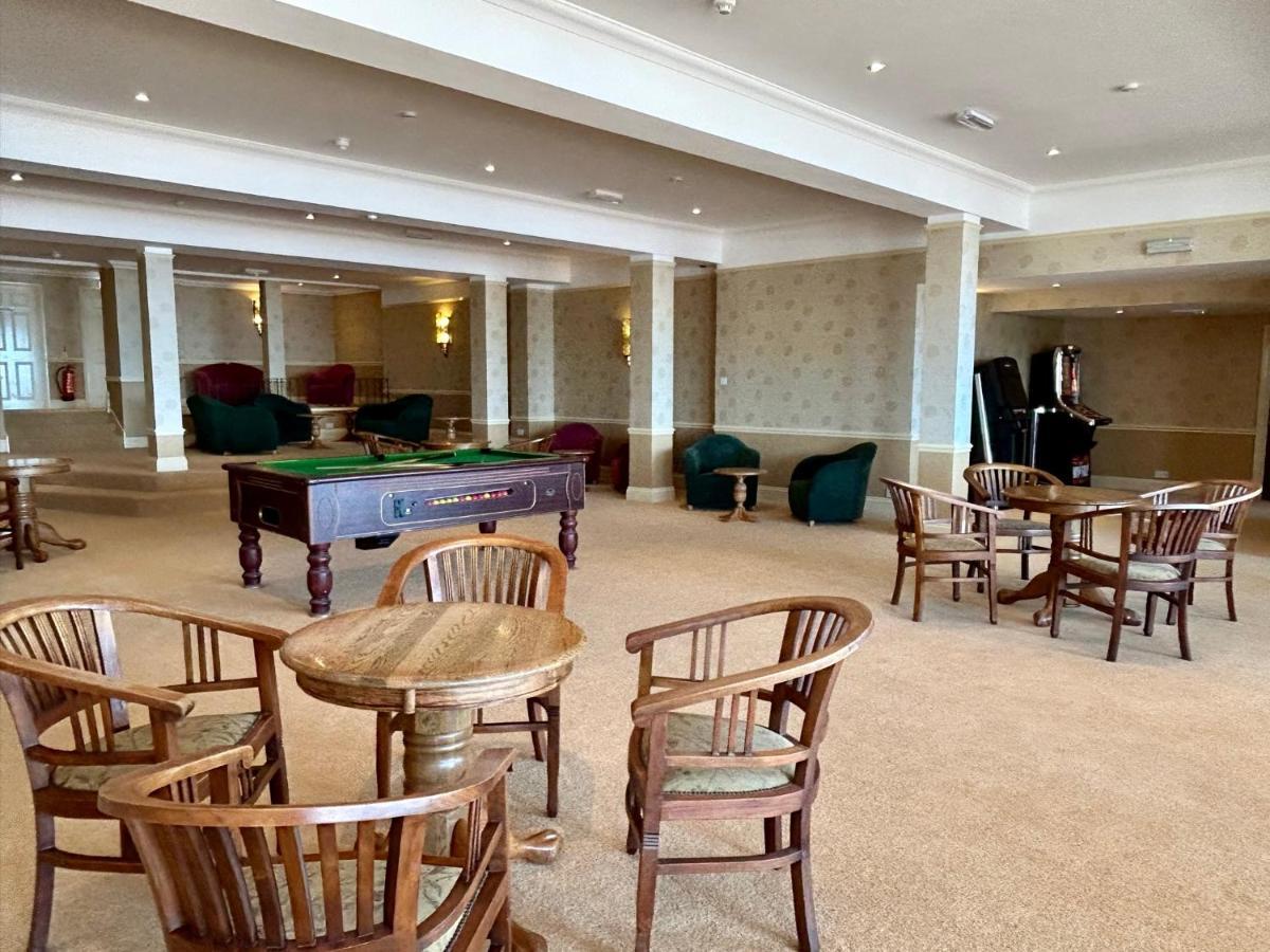Regent Court - Seafront, Sandown - Free Car Ferry For Bookings Of 3 Or More Nights, Subject To Availability Buitenkant foto