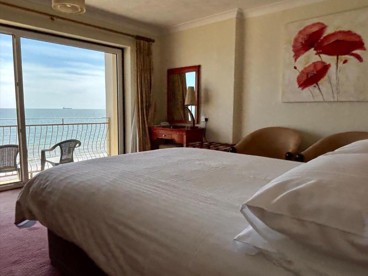 Regent Court - Seafront, Sandown - Free Car Ferry For Bookings Of 3 Or More Nights, Subject To Availability Buitenkant foto