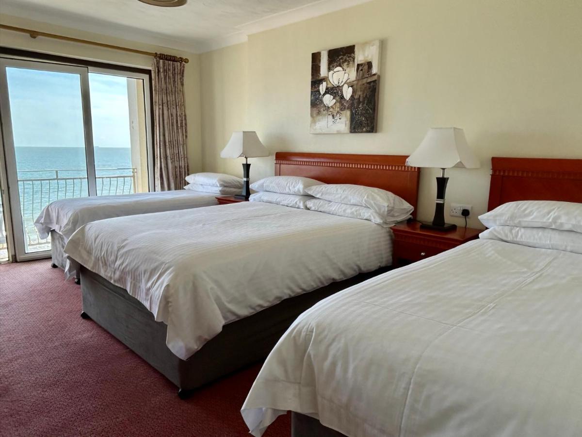 Regent Court - Seafront, Sandown - Free Car Ferry For Bookings Of 3 Or More Nights, Subject To Availability Buitenkant foto