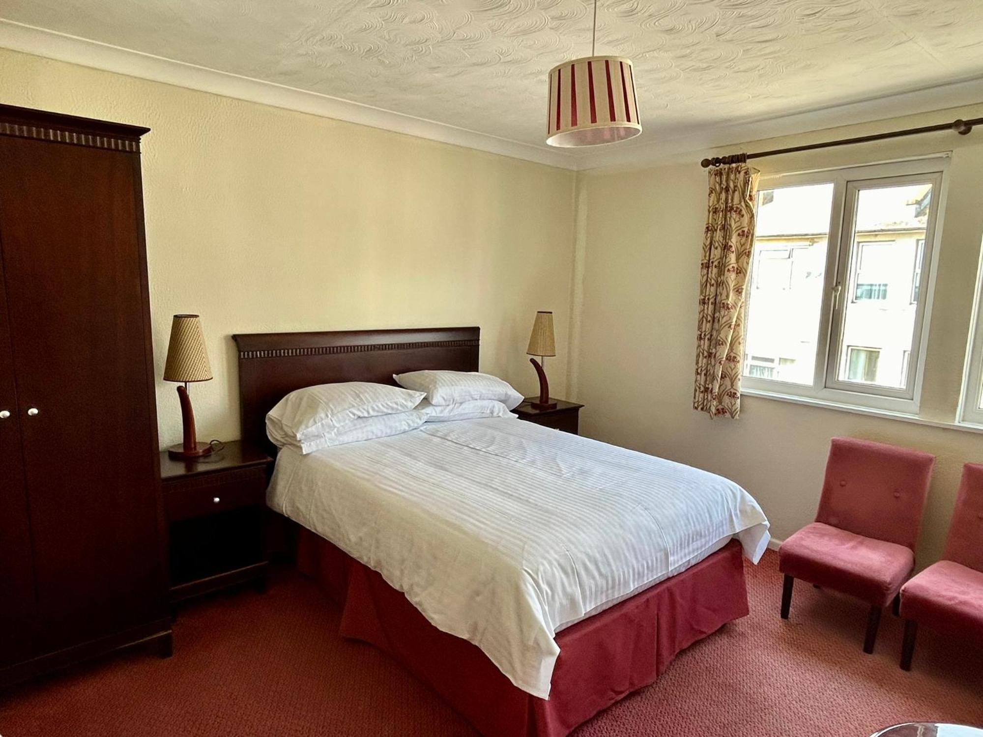 Regent Court - Seafront, Sandown - Free Car Ferry For Bookings Of 3 Or More Nights, Subject To Availability Buitenkant foto