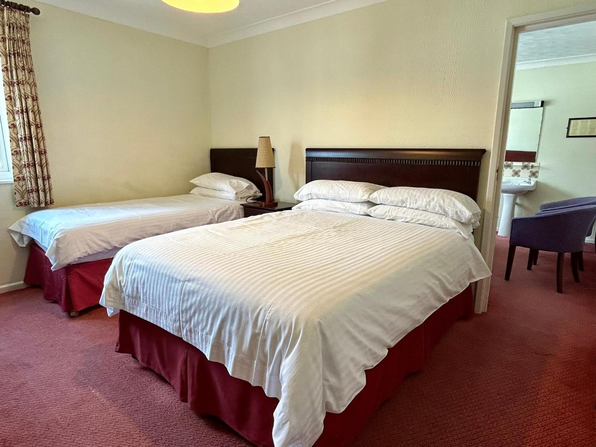 Regent Court - Seafront, Sandown - Free Car Ferry For Bookings Of 3 Or More Nights, Subject To Availability Buitenkant foto