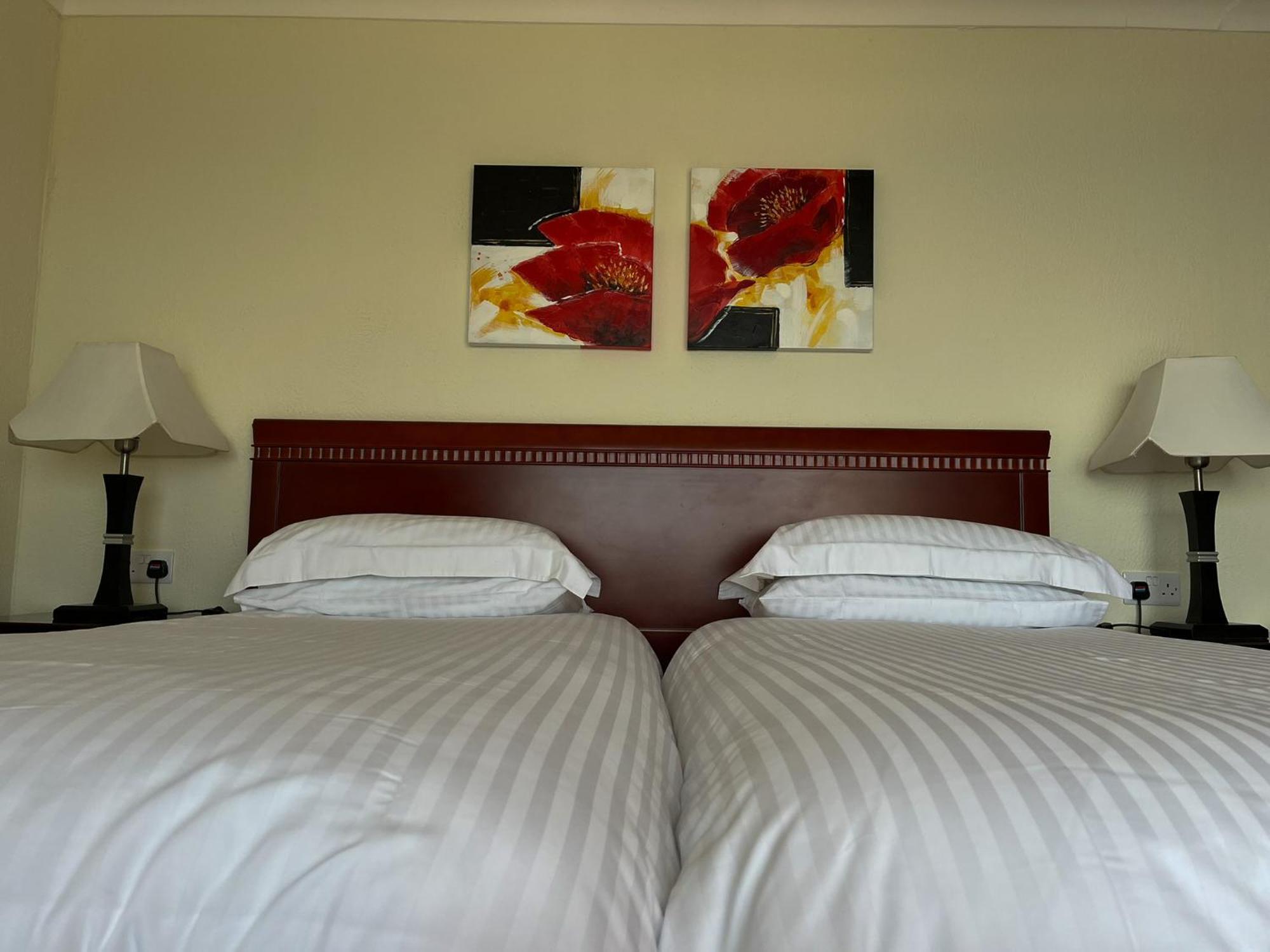 Regent Court - Seafront, Sandown - Free Car Ferry For Bookings Of 3 Or More Nights, Subject To Availability Kamer foto