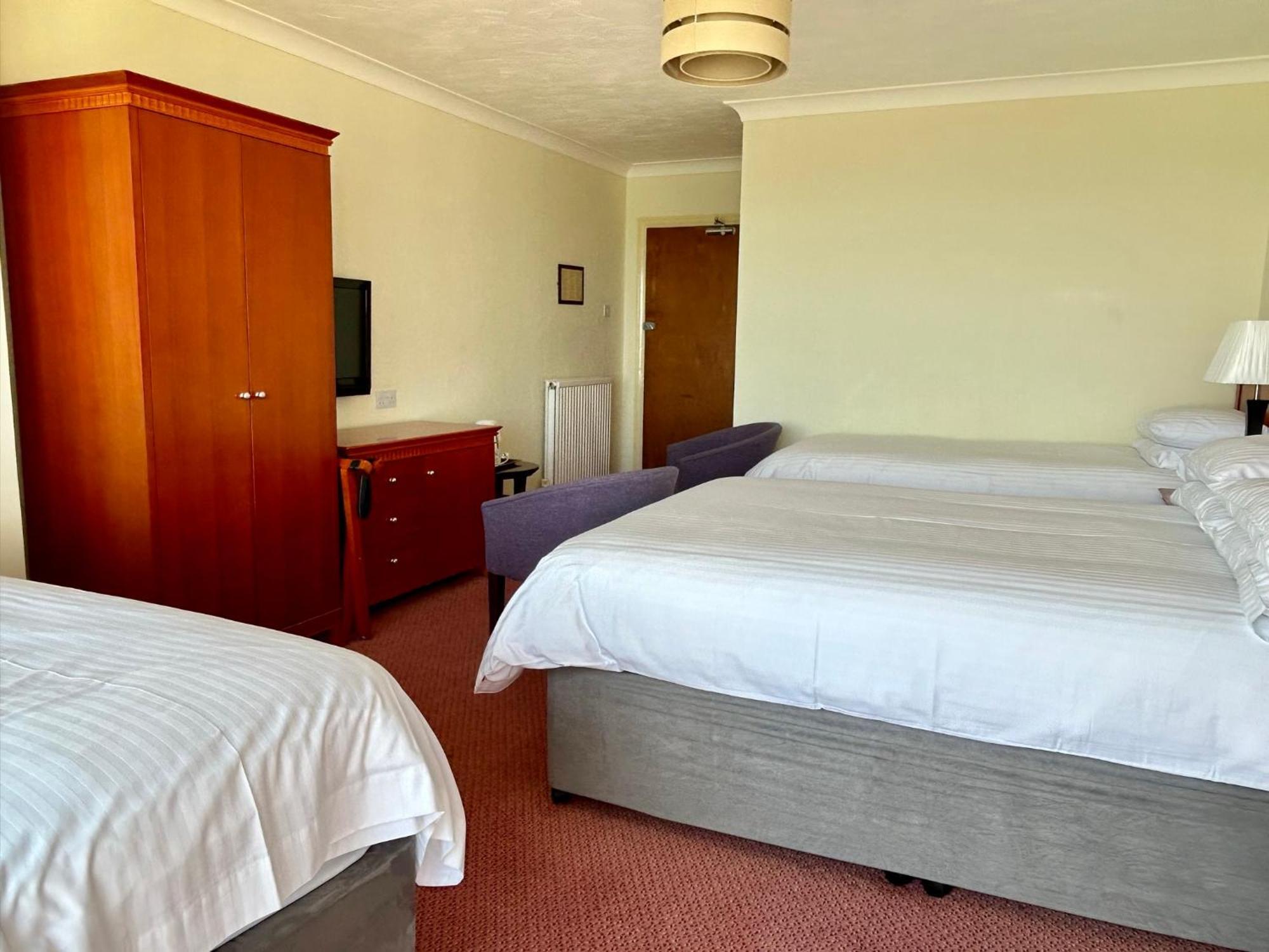 Regent Court - Seafront, Sandown - Free Car Ferry For Bookings Of 3 Or More Nights, Subject To Availability Kamer foto