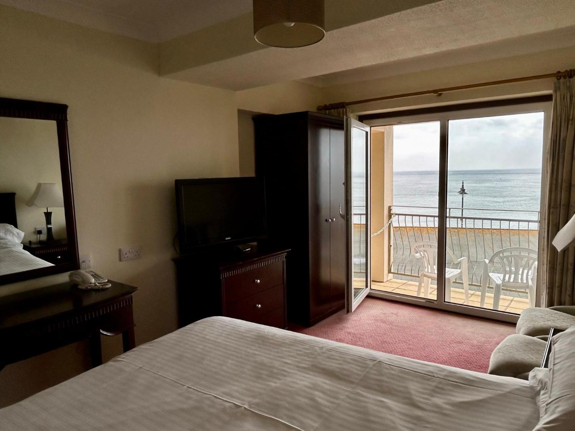 Regent Court - Seafront, Sandown - Free Car Ferry For Bookings Of 3 Or More Nights, Subject To Availability Buitenkant foto