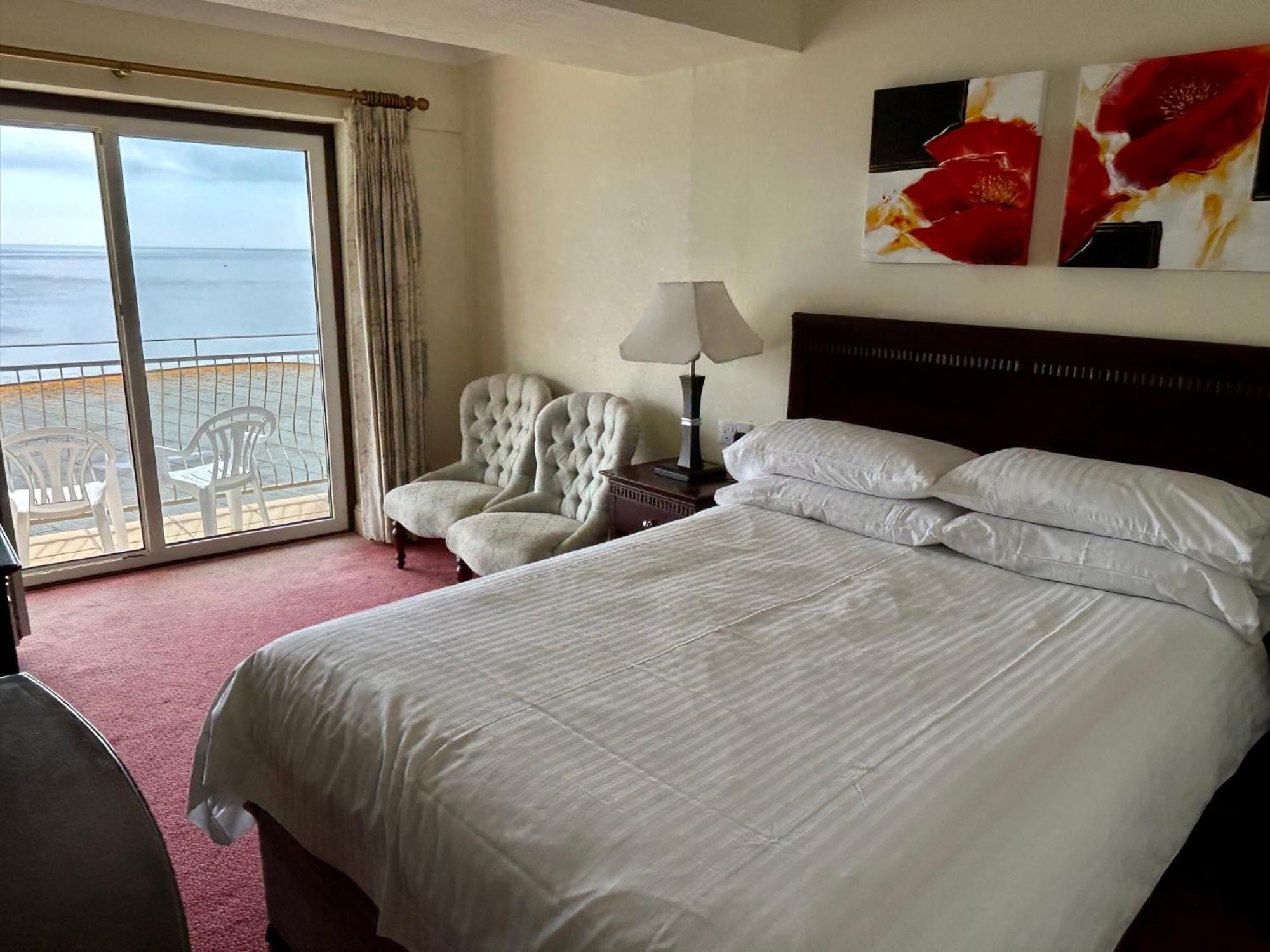 Regent Court - Seafront, Sandown - Free Car Ferry For Bookings Of 3 Or More Nights, Subject To Availability Buitenkant foto